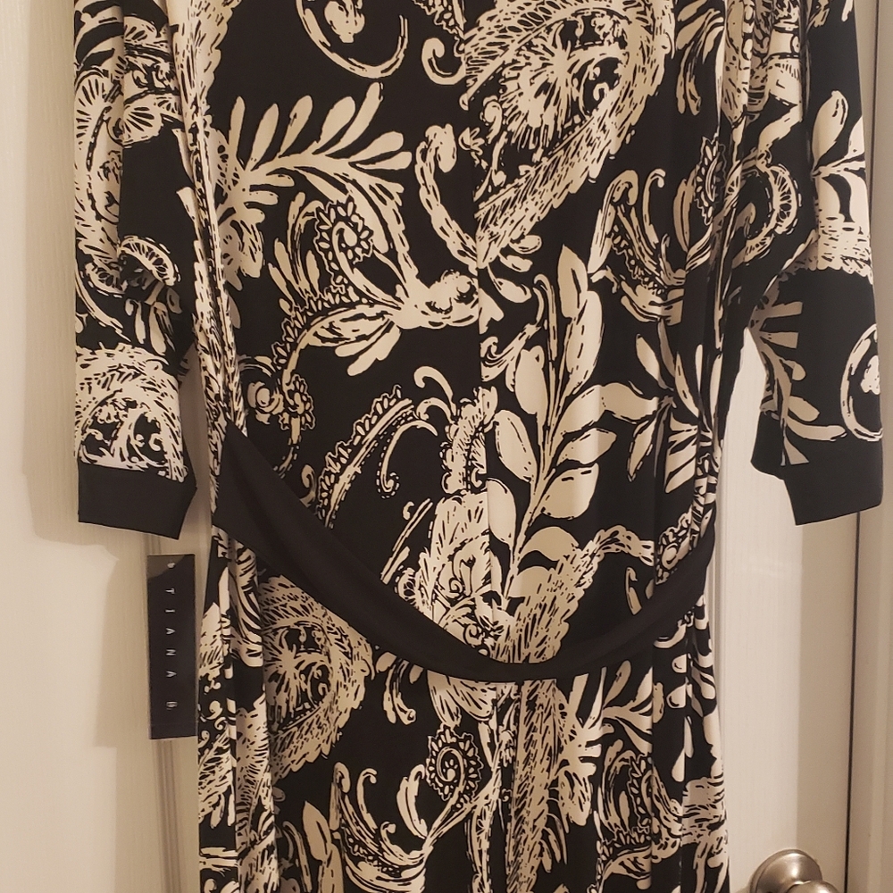 NWT Black & white dress sz 20W - Picture 6 of 9